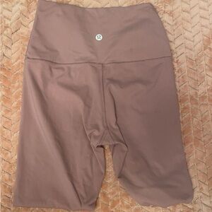 Light pink Lululemon leggings